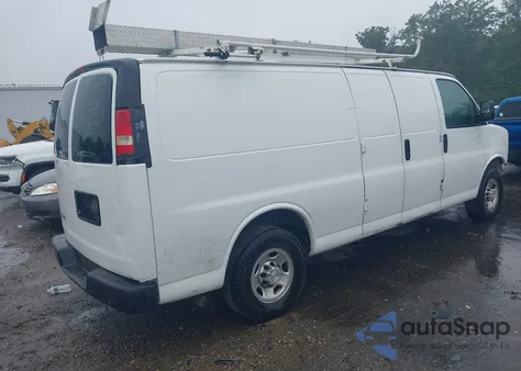 2019 Chevrolet Express 2500 Work Van из США, поврежденный, VIN 1GCWGBFP9K1193039